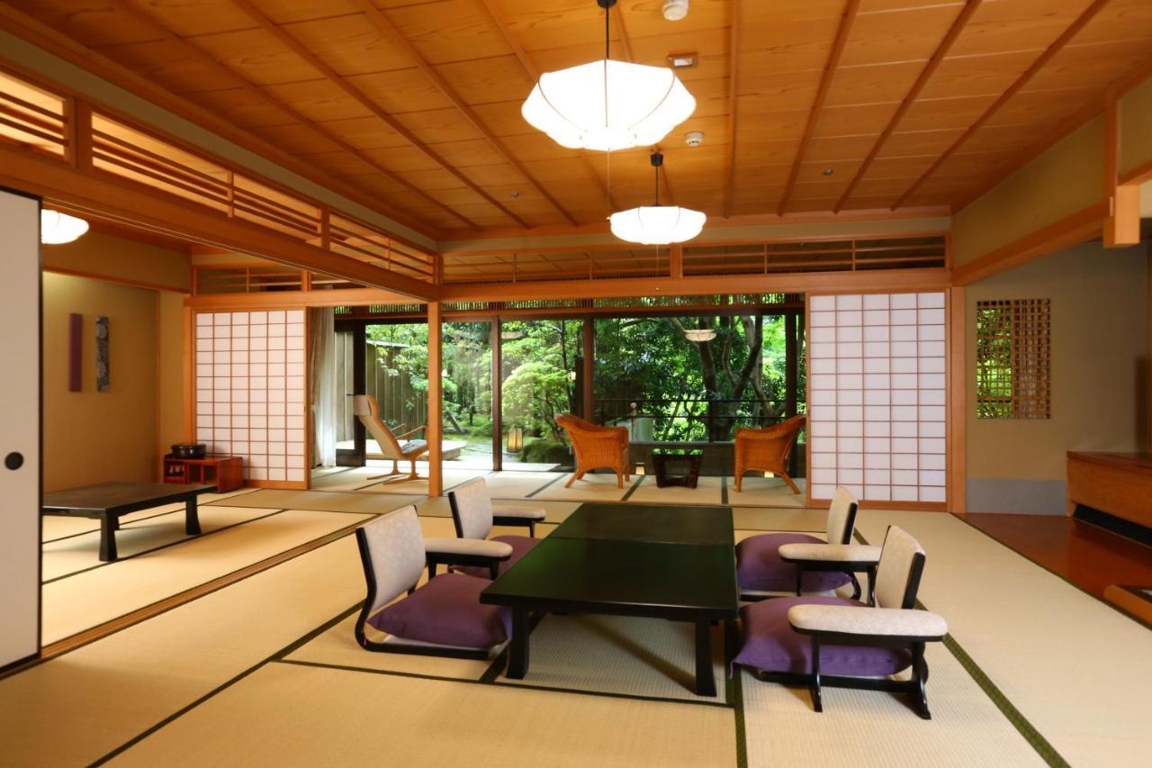 Hotel Oku Yugawara Sansuirou Habitación foto